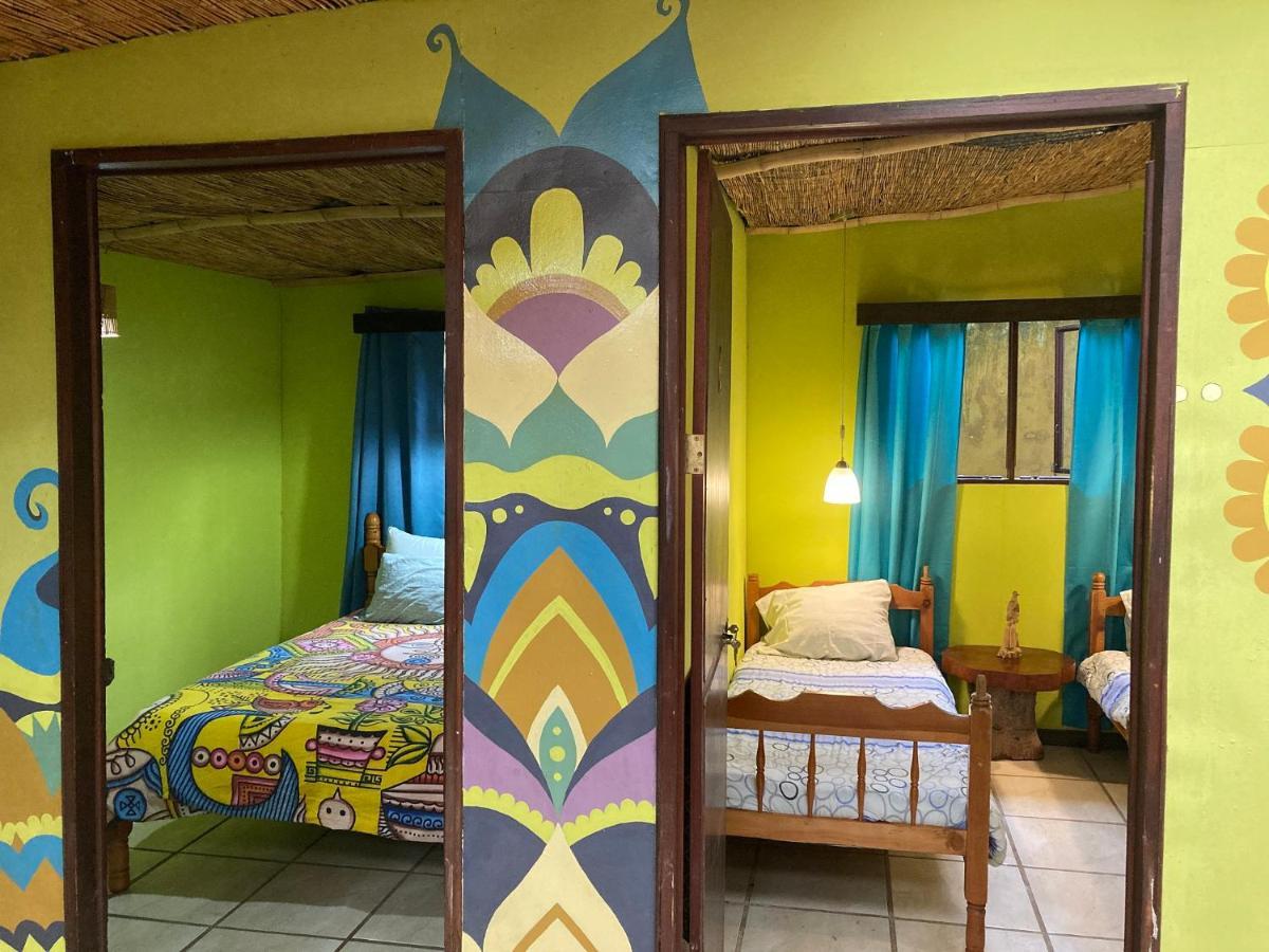 Montana Linda Hostel Orosí Eksteriør billede
